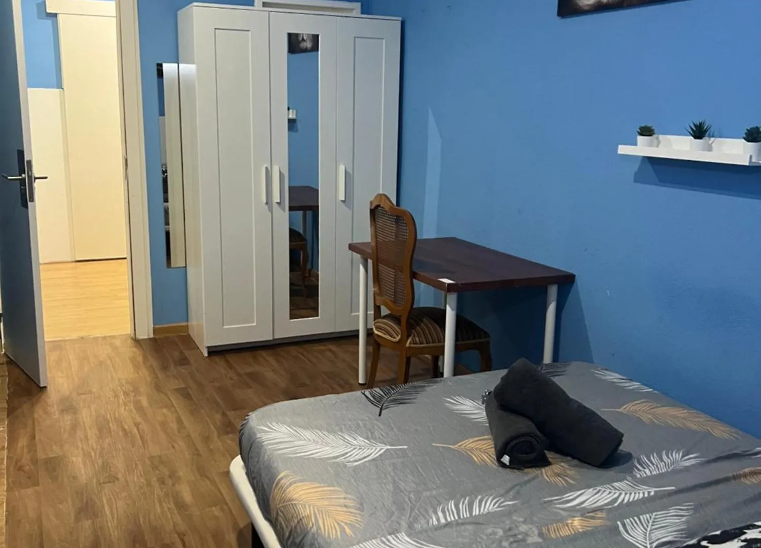 Rooms In Spacious Apartment In City Center Barcelona 0*,  Spain